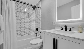 1709 Oklahoma Dr, Altus, OK 73521