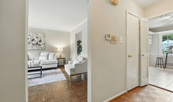 3233 VISCOUNT Ct, Annandale, VA 22003