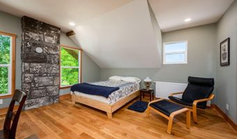 61900 Anker Ln, Bend, OR 97702