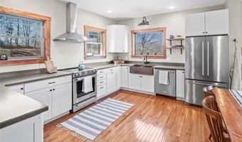 186 Pipers Creek Trl, Ararat, NC 27007