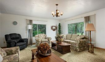 114 Pebbles Dr, Alkol, WV 25501
