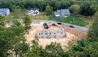 22 Cassidy Trl, Coventry, RI 02816