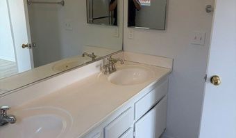 11747 Star St, Adelanto, CA 92301