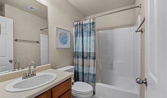 8 Hillswick Dr, Bella Vista, AR 72715