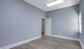 7361 MCWHORTER Pl 320, Annandale, VA 22003