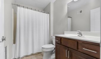 645 Beach Ave, Beachwood, NJ 08722
