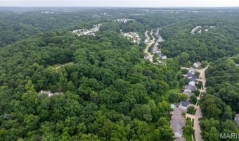 700 Old Kiefer Creek Rd, Ballwin, MO 63021