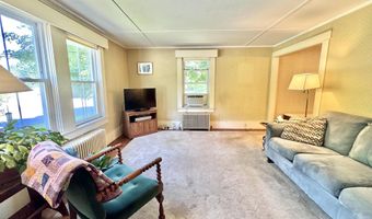 42 S Main St, Brookline, NH 03033
