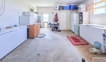 700 Dean Ave, Arco, ID 83213