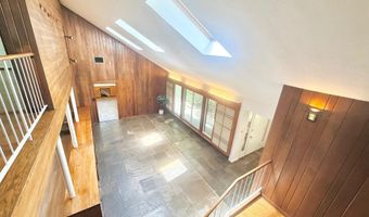 6819 SELKIRK, Bethesda, MD 20817