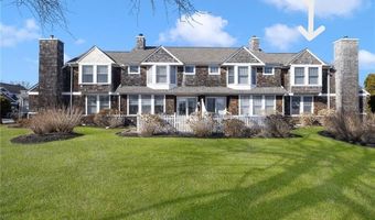 45 FOX Dr, Narragansett, RI 02882