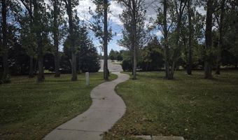 2005 NW 20th Ave, Aberdeen, SD 57401