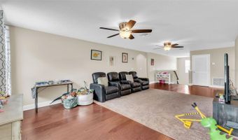 132 MAGNETA Loop, Auburndale, FL 33823