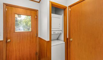 2619 Meadow Glen Rd, Ames, IA 50014
