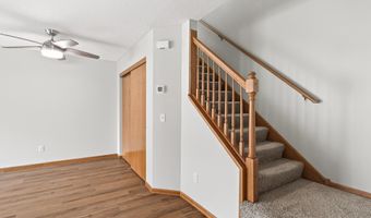 15822 Fleet Trl, Apple Valley, MN 55124