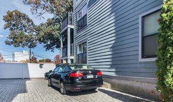 15 W Bellflower St 2, Boston, MA 02125