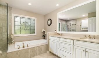 2150 Rose Meadow Ln, Anderson Twp., OH 45230