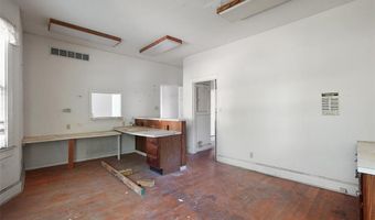 2801 Brown St, Alton, IL 62002