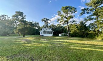 8862 Garland St, Bayou La Batre, AL 36509