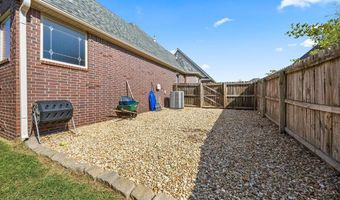 2701 SW Azalea Ave, Bentonville, AR 72713