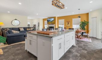 20 Thoreau Dr, Ashville, OH 43103