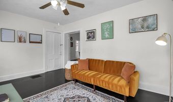 174 Reinhard Ave, Columbus, OH 43206