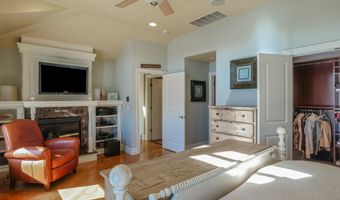 420 Nelson Ave, Beach Haven, NJ 08008