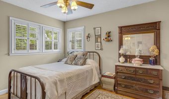 137 Selwyn Dr, Anderson, SC 29625