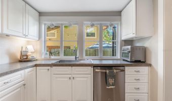 12 N FOREST Ave, Orlando, FL 32803