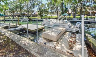 1756 SE 2nd Ct, Crystal River, FL 34429