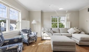 50 Clemence St 50, Cranston, RI 02920