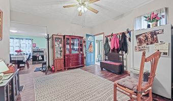 5869 Beechwood Ave, Alliance, OH 44601