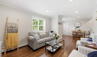 123 Park Ave B3, Amityville, NY 11701