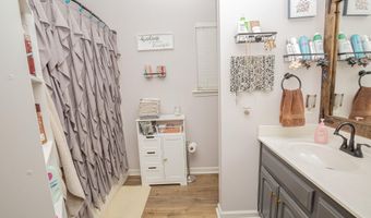 816 Coral Cv, Benton, AR 72015