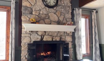 263 Queensway Dr, Avon, IN 46123