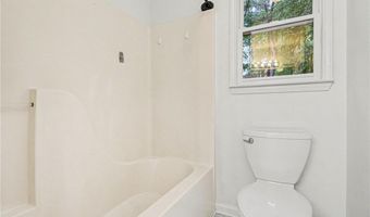 223 Hawkins Farm Cir, Ball Ground, GA 30107