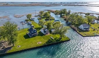 8395 N Channel Bas, Algonac, MI 48001