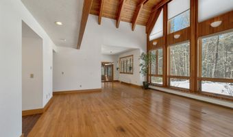 37 O'Connor Ln, Albany, NH 03818