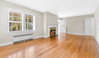 73 Oakwood St, Albany, NY 12208