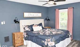 77 S 13th Ave S, Beech Grove, IN 46107