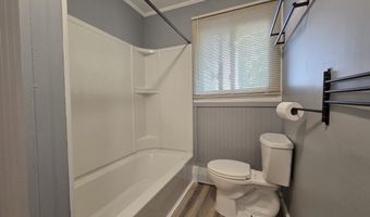 92 Chester Tpke 1St Floor, Auburn, NH 03032