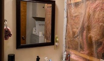 10 Woodridge Dr, Burrillville, RI 02839