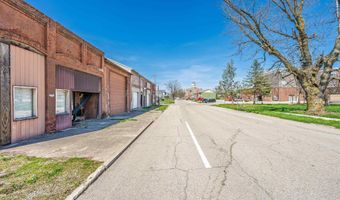 212 N Canal St, Alexandria, IN 46001