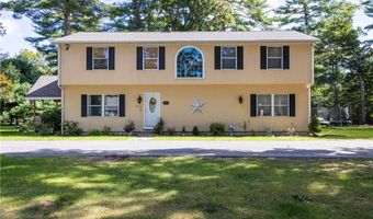 231 Shady Valley Rd, Coventry, RI 02816