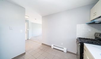 43 W 9TH St 9, Bayonne, NJ 07002