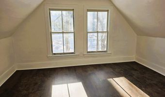 5 Reynolds Dr, Brattleboro, VT 05301
