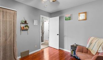 4377 Arden View Ct, Arden Hills, MN 55112