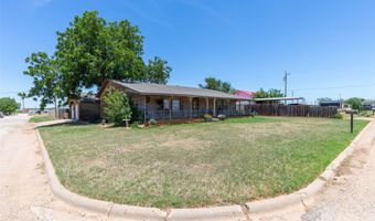 1132 Westover Dr, Anson, TX 79501
