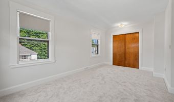 16 Bethel St, Bristol, CT 06010