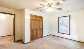 1404 Beaver Oaks Dr, Macon, GA 31220